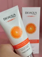 Bioaqua Vitamin C Moisturizing Cleanser